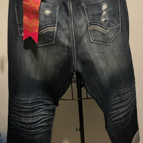 ALMOST FAMOUS BRAND Distressed Blue jeans  size  11  NWT - Picture 12 of 15